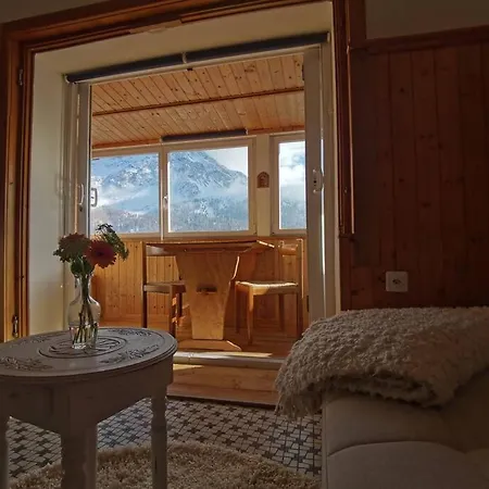 Apartment 1 Bedroom In Capolago