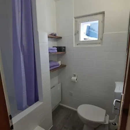 1 Bedroom In Capolago Apartman *